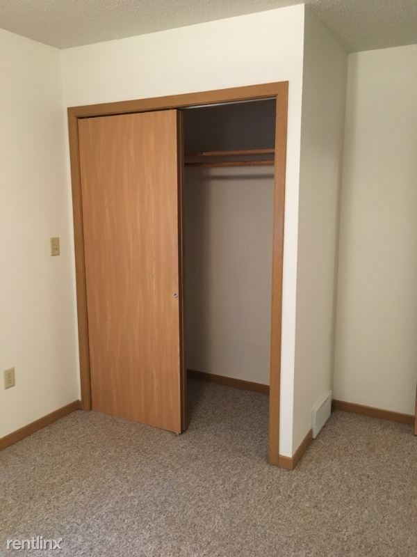 Building Photo - 503 St Mary's St