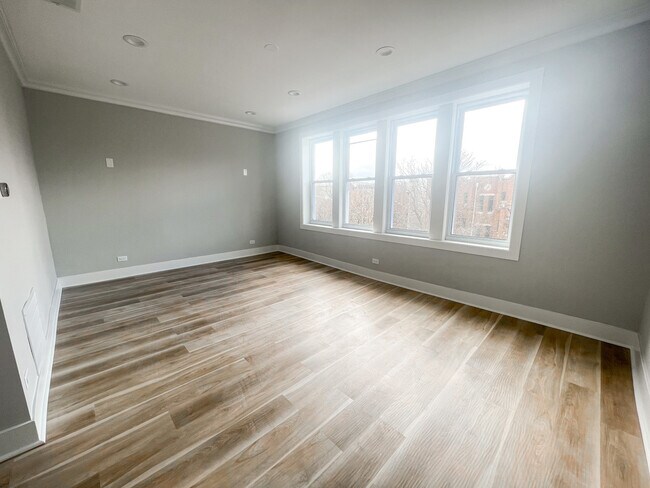 Foto del edificio - 3927 N Southport Ave