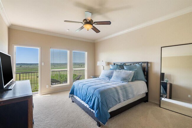 Foto del edificio - 970 Parkview Dr