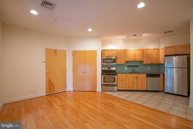 Foto del edificio - 415 S 19th St