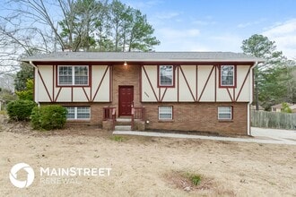 Building Photo - 3545 Charlotte Dr