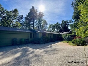 Building Photo - 12392 Gayle Ln