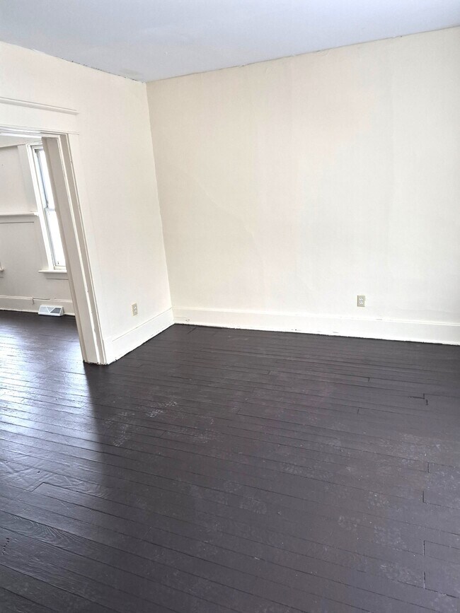 Foto del edificio - 601 E 12th St