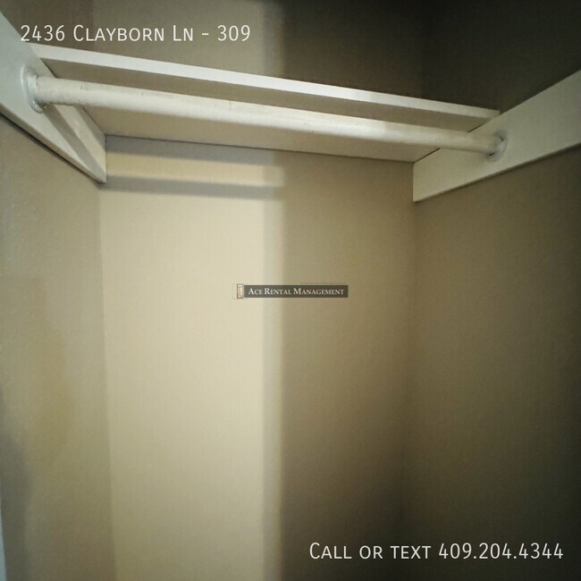 Foto del edificio - 2436 Clayborn