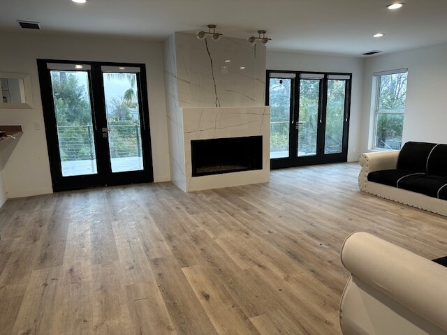Foto del edificio - 5128 Llano Dr