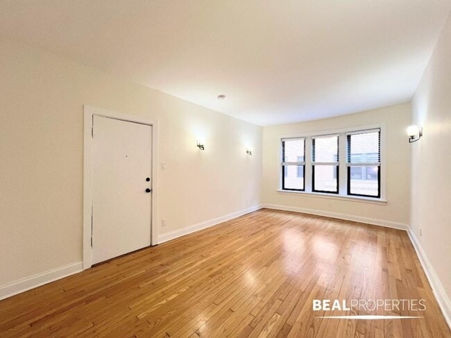 Foto del edificio - 1 bedroom in CHICAGO IL 60613