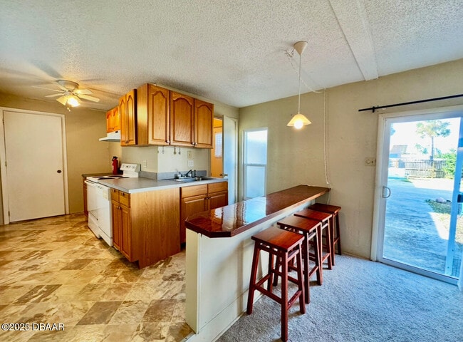 Building Photo - 1104 Jacaranda Ave