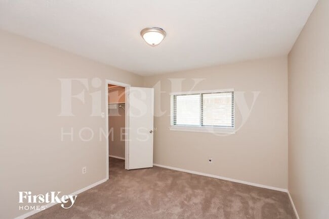 Foto del edificio - 2515 N Spring Dr