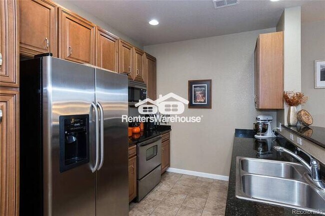 Building Photo - Spacious 2 Bedroom, 2.5 Bathroom, Townhome in Murphy Creek