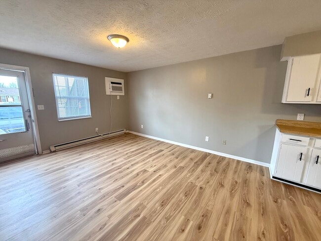 Building Photo - 1155 KY-3057