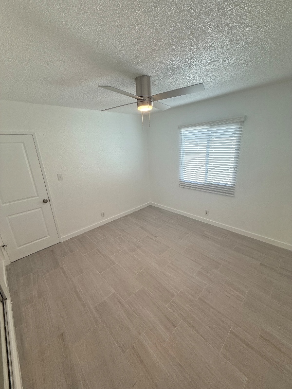 Foto del edificio - 8729 Lyndora St