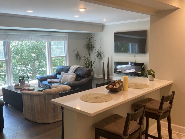 Foto del edificio - 601 Ridge Rd