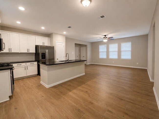 Building Photo - 23026 Opal Fire Ct