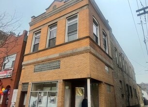 Building Photo - 1412 W 18th St