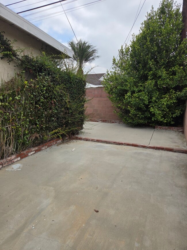 Building Photo - 21322 Marjorie Ave