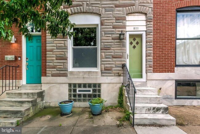 Foto del edificio - 806 S Clinton St