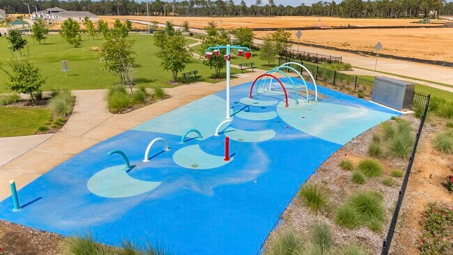 Foto del edificio - 15531 Caramel Spgs Dr