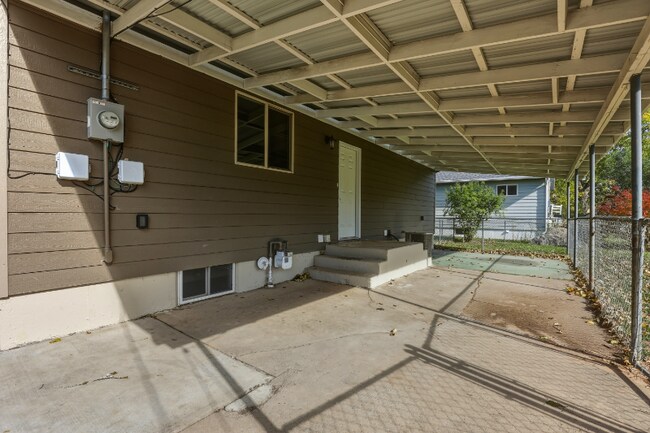 Foto del edificio - 2104 Prairie Ave