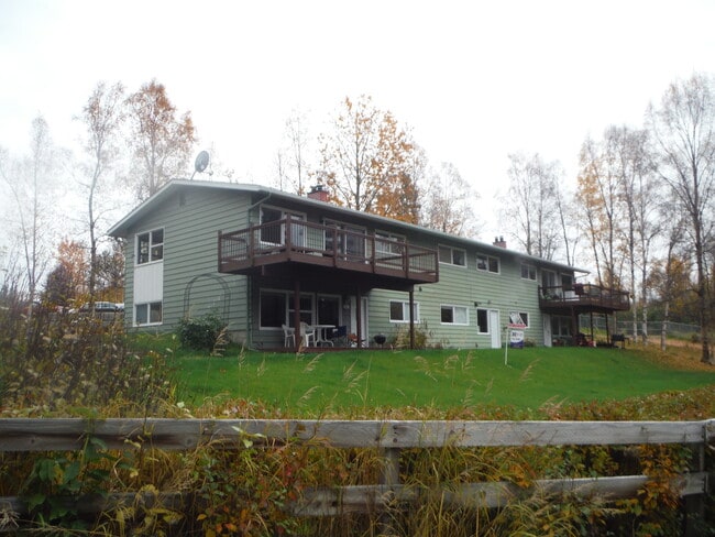 Building Photo - 324 Lynnwood Dr