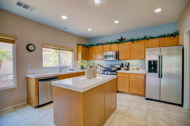 Building Photo - 64225 Mount Shasta Ln