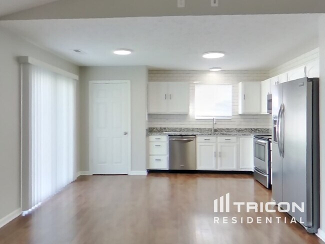 Building Photo - 8810 Mario Creek Dr
