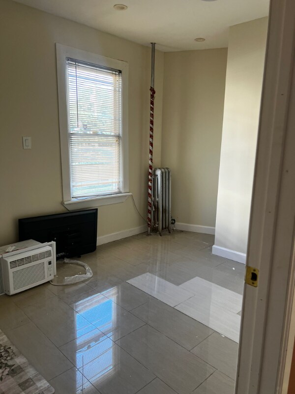 Foto del edificio - 192-03 120th Ave