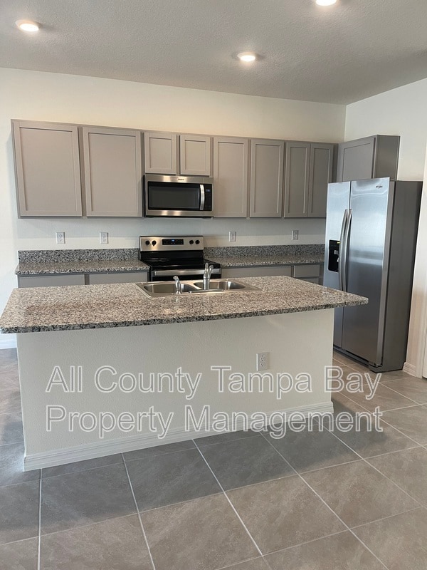 Foto del edificio - 33061 Major Oak Dr