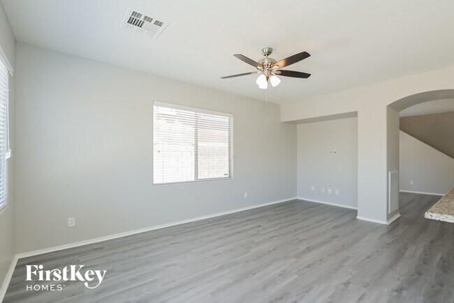 Building Photo - 8932 Bandinella Ave
