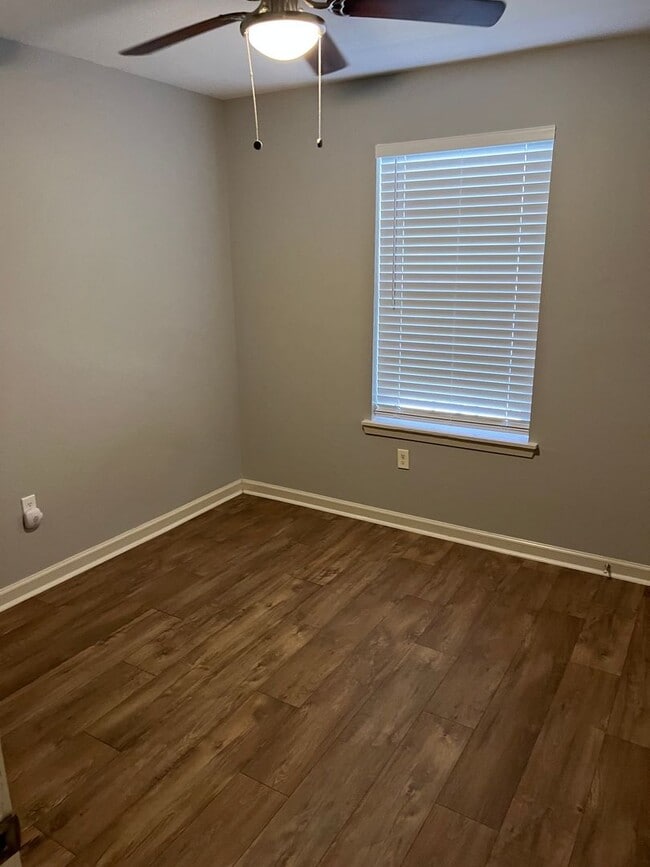 Building Photo - Its Like Living on Campus Just Steps Away ...