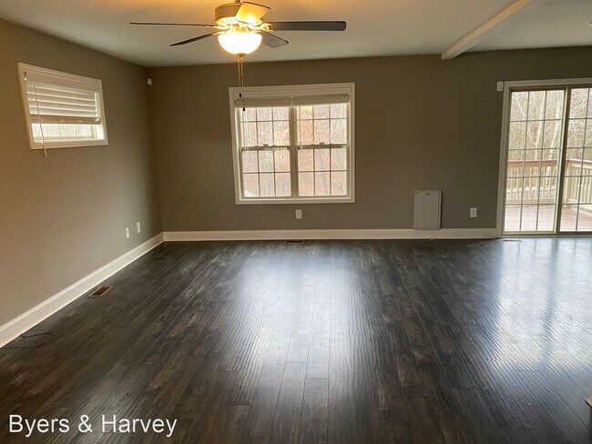 Foto del edificio - 3 br, 3 bath House - 522 Medallion Circle