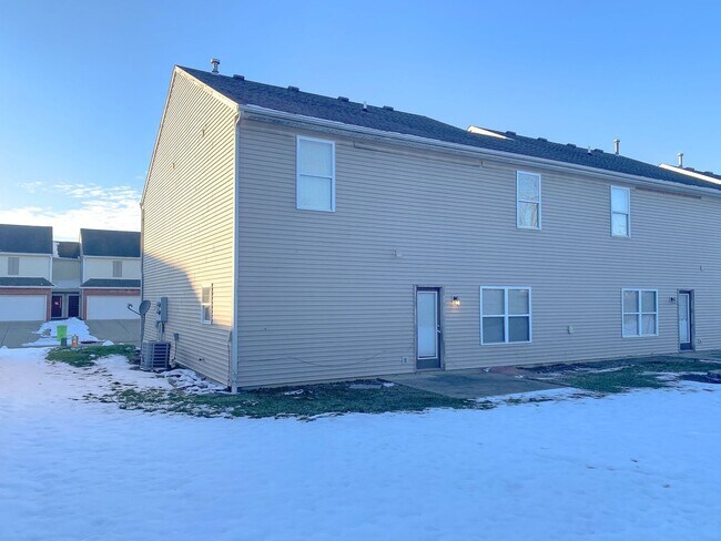 Foto del edificio - 3867-3871 Ledyard Street