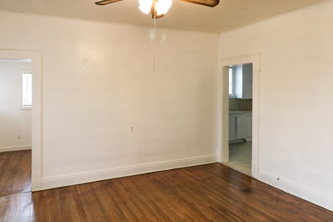 Foto del edificio - 1024 E 5th Pl