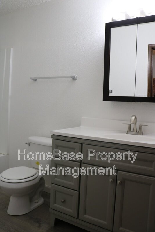 Foto del edificio - 1620 E 21st St