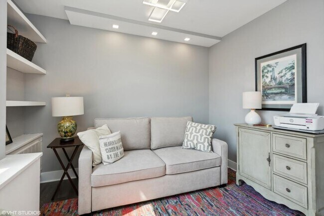 Foto del edificio - 2 bedroom in Chicago IL 60660