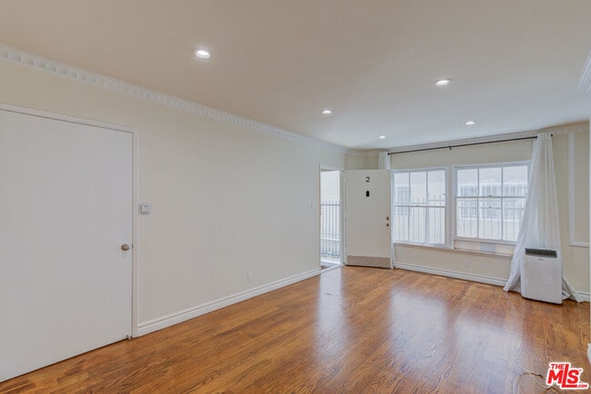 Building Photo - 1643 N Formosa Ave