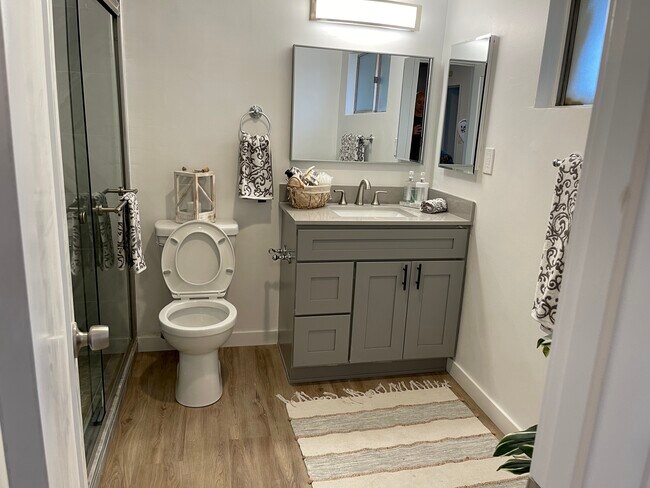 Foto del edificio - 1104 French St