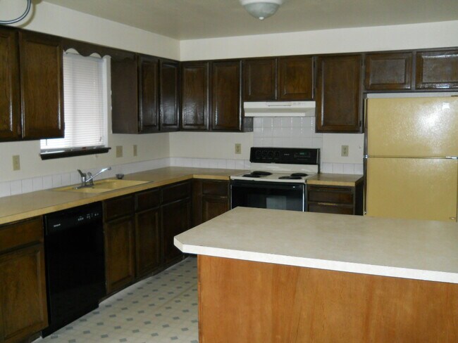 Foto del edificio - South Hill 4 bed 2 bath home