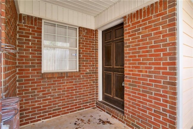 Building Photo - 5631 Bentley Ln