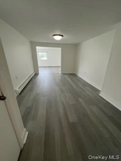Foto del edificio - 76 Bayview Ave