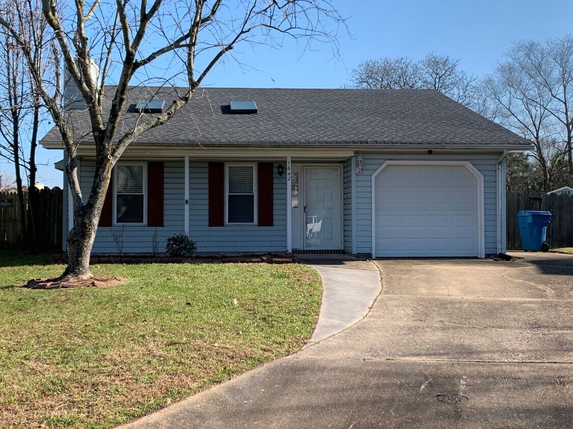 Foto principal - 1642 High Plains Dr