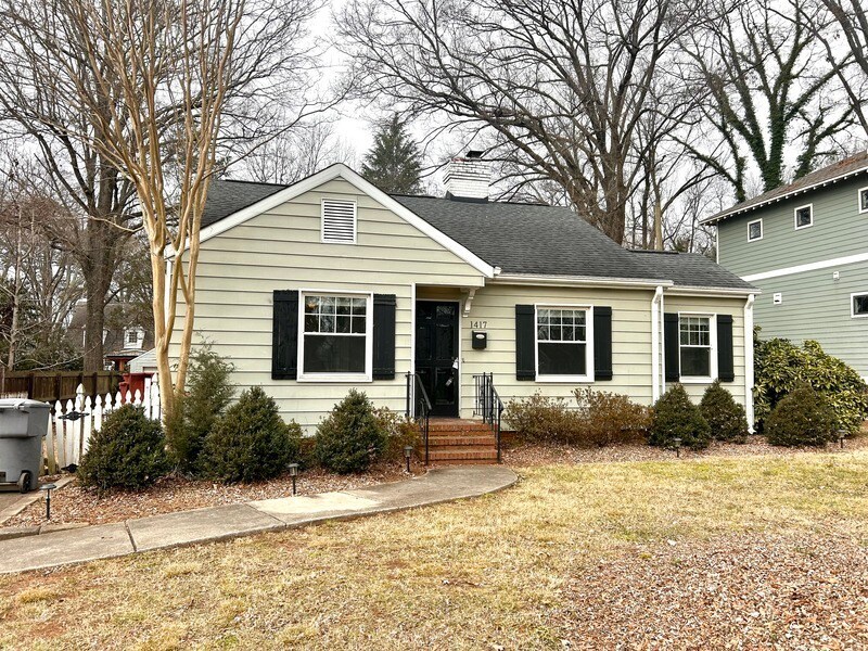 Foto principal - 1417 Ivey Dr