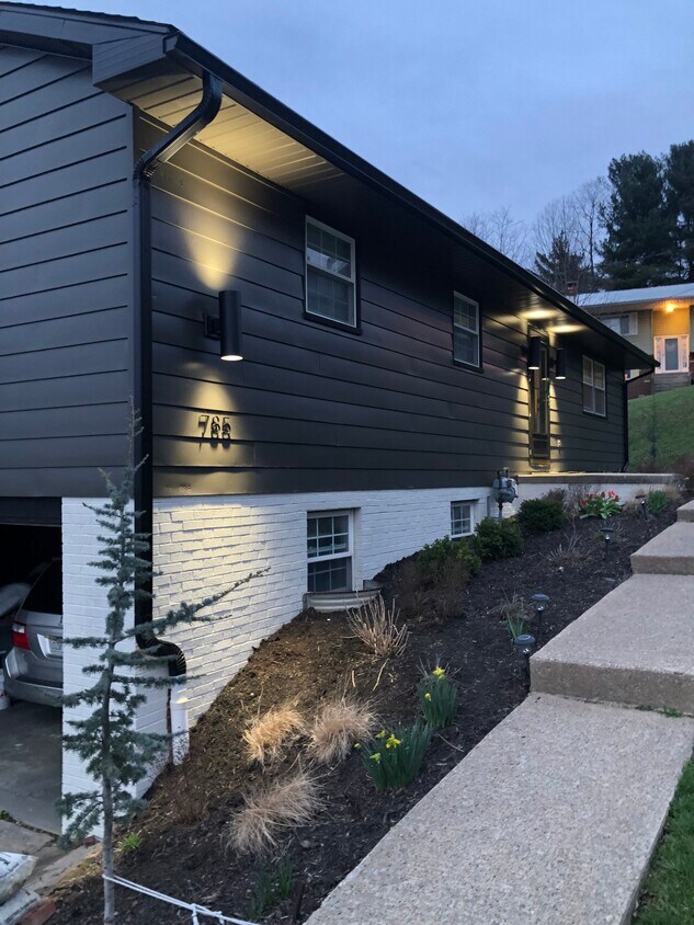 Foto principal - 785 Cottonwood St