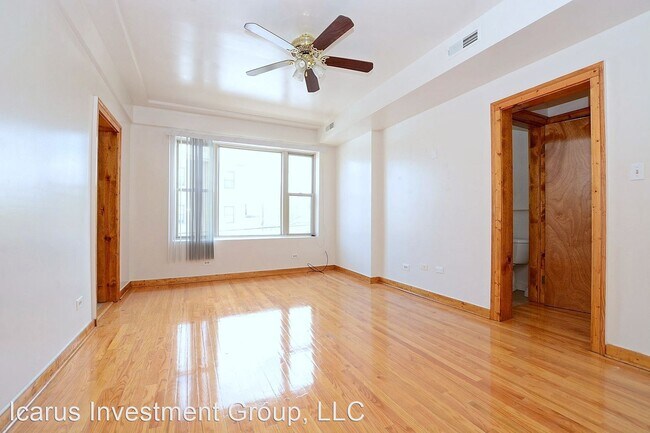 Building Photo - 6237 S Kedzie Ave
