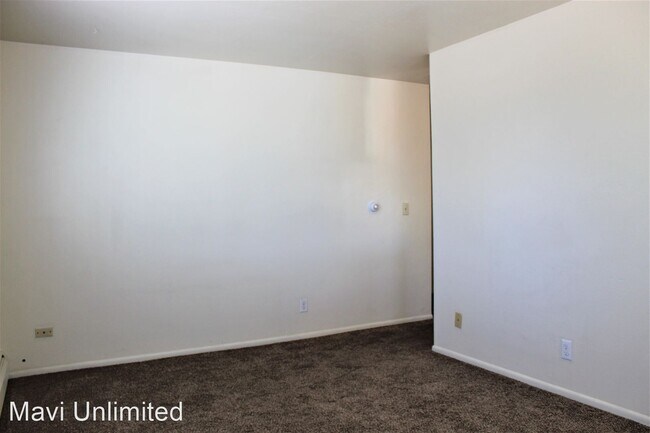 Foto del edificio - 5532 Newland Way