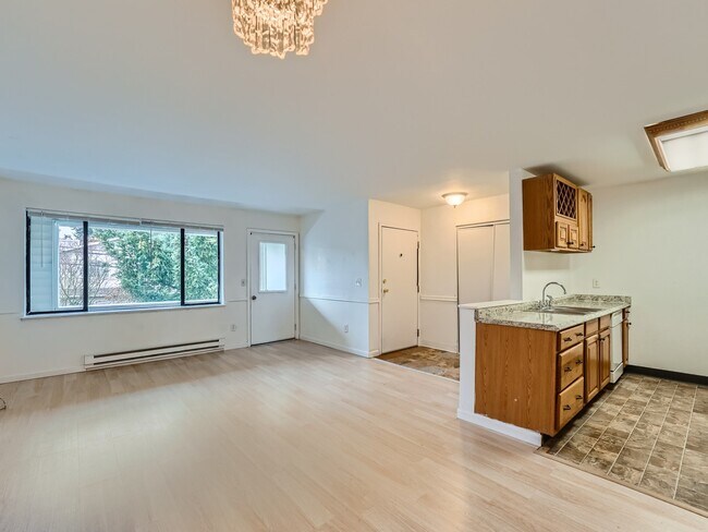 Building Photo - 13064 12th Ave SW