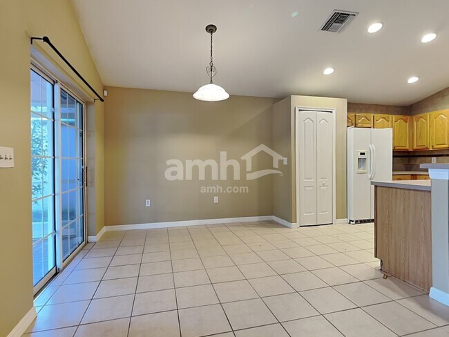 Foto del edificio - 2722 Billingham Dr