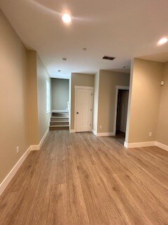 Building Photo - 465 E Santa Fe Ave