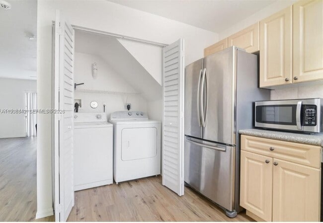 Building Photo - 159 Hidden Ct Rd