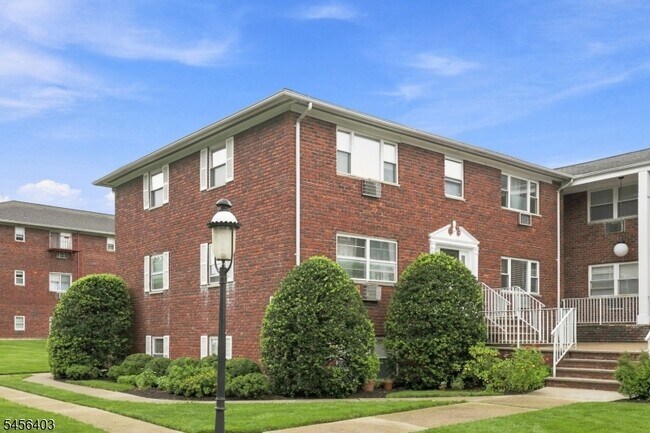 Foto del edificio - 199 N Beverwyck Rd