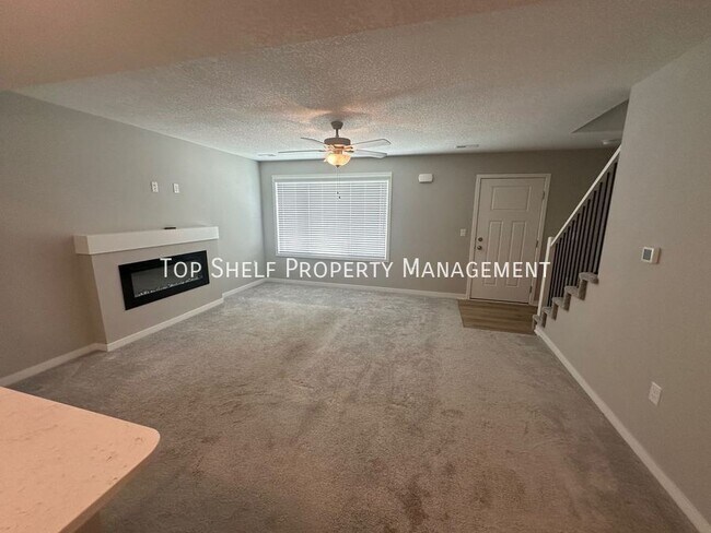 Foto del edificio - 5711 NE Lowell Ln